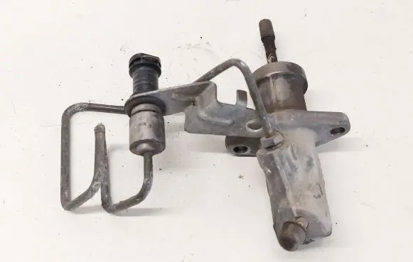 BMW 1 E81 E87 Clutch slave cylinder 
