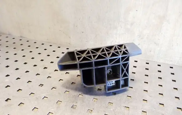 Toyota Land Cruiser (J120) Rear bumper mounting bracket