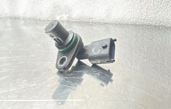 Opel Vectra B Camshaft position sensor 55352609