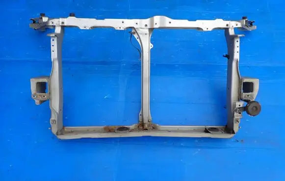 Suzuki Swift I Front bodywork piece 