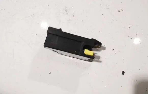 Volkswagen PASSAT B5 Airbag deployment crash/impact sensor 1J0909606N