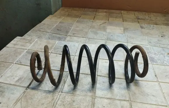 Mitsubishi Colt Rear coil spring