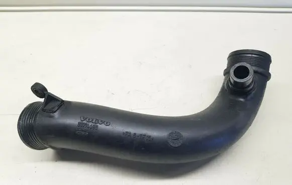 Volvo XC70 Intercooler hose/pipe 30714480