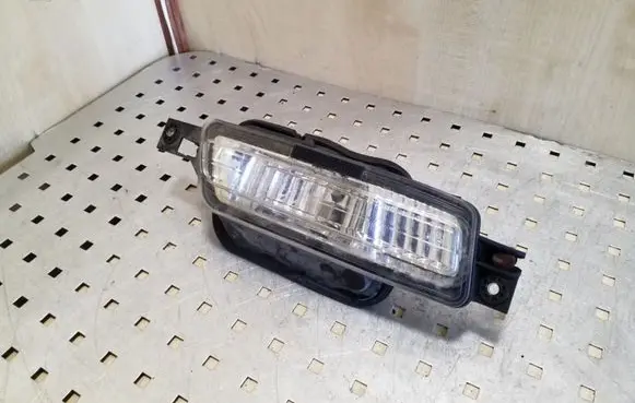 Subaru Outback Reverse light 13220791