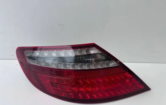 Mercedes-Benz SLK R172 Rear/tail lights 1729064100