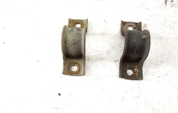 Fiat Freemont Sway bar bush bracket, front 