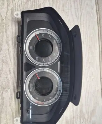 Speedometer (instrument cluster)