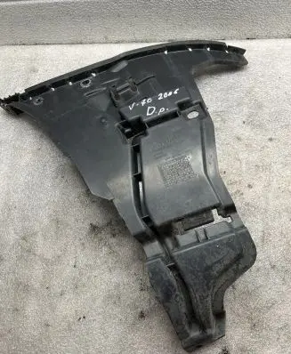 Volvo V70 Front bumper mounting bracket 08693182