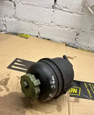 Volkswagen Crafter Power steering fluid tank/reservoir 9064600083