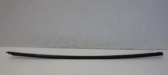 Opel Vivaro Door glass rail 