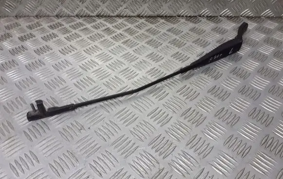 Peugeot 207 Front wiper blade arm