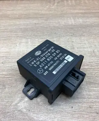 Mercedes-Benz E W211 Light module LCM A2118200985 5DF008278