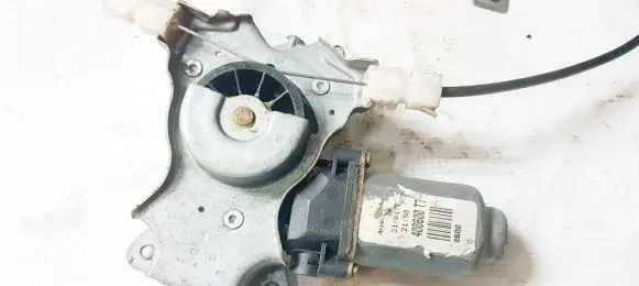 Nissan Almera N16 Front door window regulator motor 400600t7