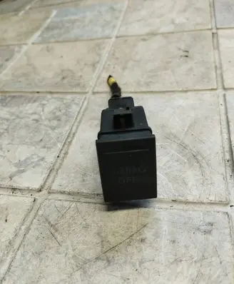 Passenger airbag on/off switch