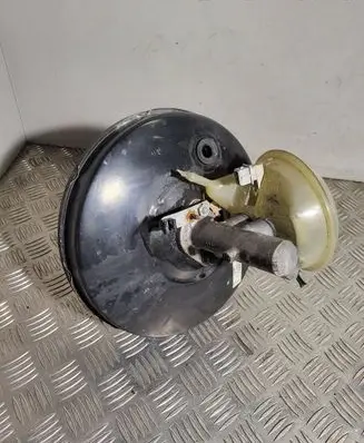 Audi A6 S6 C4 4A Brake booster 4A0612105P