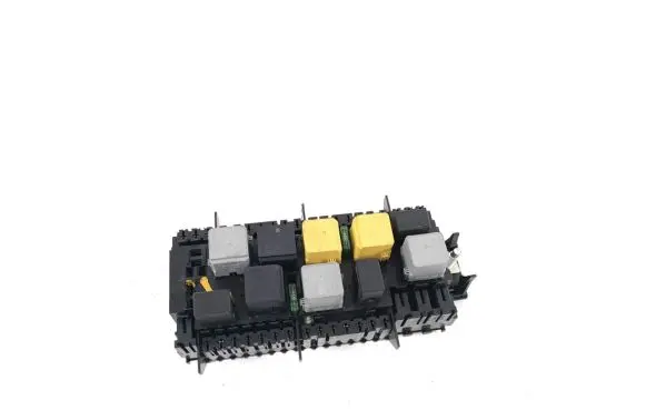 Mercedes-Benz G W461 W463 1st Gen Fuse module A1669063801