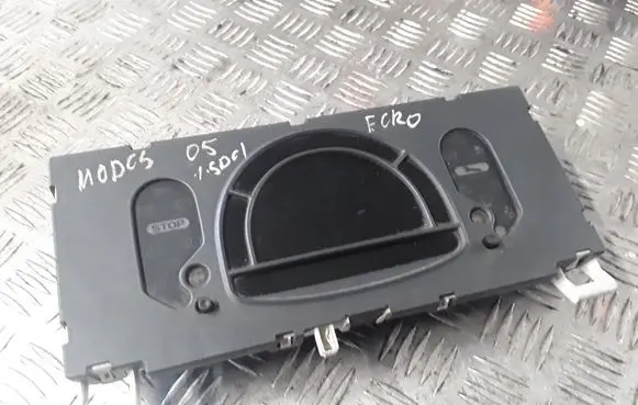Renault Modus Speedometer (instrument cluster) 8200418023