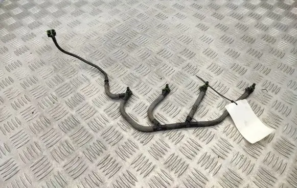 Peugeot 2008 II Fuel injector supply line/pipe 
