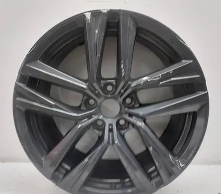 R18 alloy rim