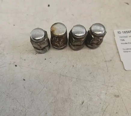 Honda Civic Nuts/bolts 