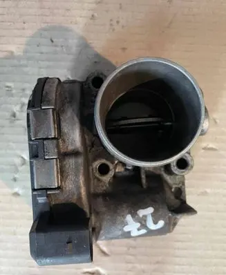 Opel Vivaro Throttle valve 8200330810 8200330812
