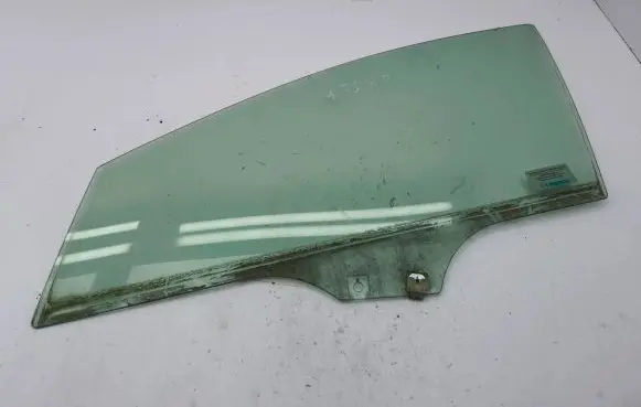 Mazda CX-7 Front door window glass four-door