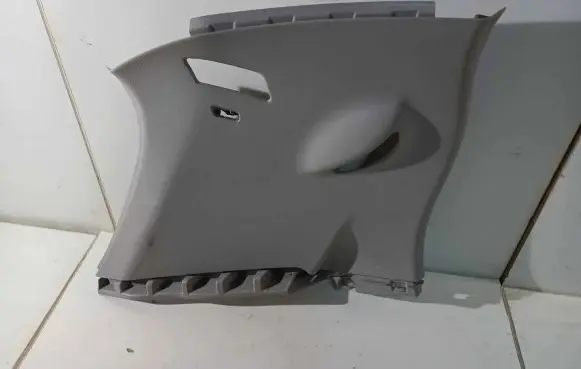 Renault Zoe (C) pillar trim 769359889R