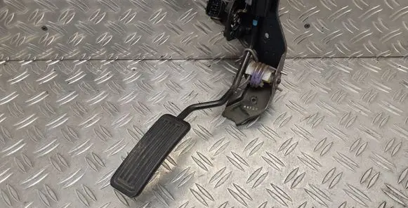 Toyota Corolla Verso E121 Accelerator throttle pedal 8928152021