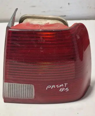 Volkswagen PASSAT B5 Rear/tail lights 3B5945096F