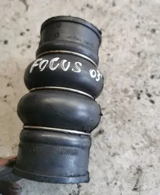 Ford Focus Intercooler hose/pipe 3s4q6n850aa