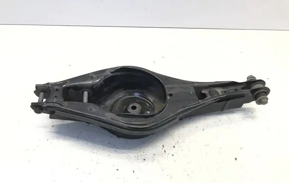 Volvo XC40 Rear control arm 32246373