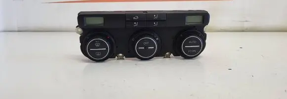 Volkswagen Touran I Climate control unit