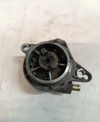 BMW 3 E46 Vacuum pump 2249939