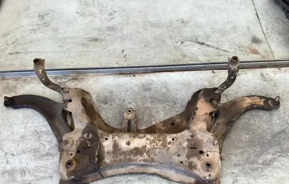 Renault Modus Front subframe