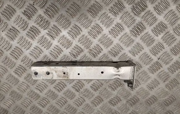 Audi A8 S8 D4 4H Front bumper mounting bracket 4H0306063H