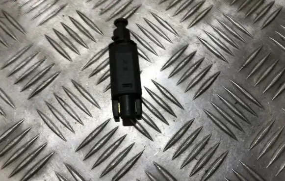 Volkswagen PASSAT B3 Brake pedal sensor switch 191945515