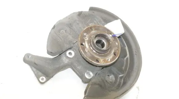 Audi Q3 8U Rear wheel hub