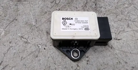 Nissan Qashqai ESP acceleration yaw rate sensor 0265005757 479300006R 7051296