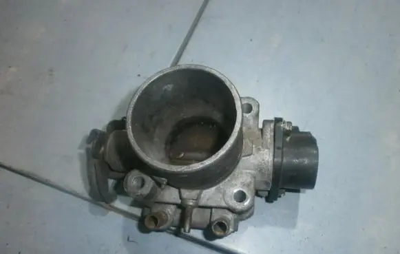 Hyundai Accent Throttle valve ts6032z06
