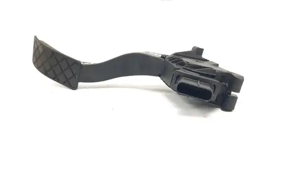 Volkswagen Golf VII Accelerator throttle pedal 5Q1723503F