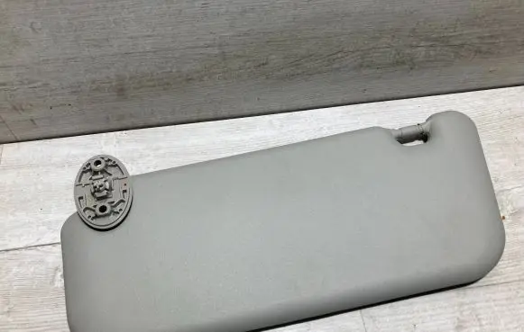 Toyota Yaris Sun visor