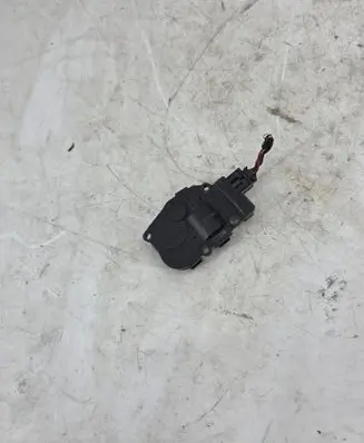 Mercedes-Benz ML W164 Air flap motor/actuator EFB336