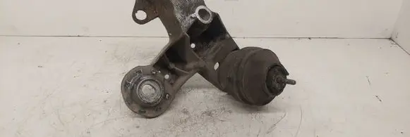 Volkswagen PASSAT B5 Engine mounting bracket 4B0199351
