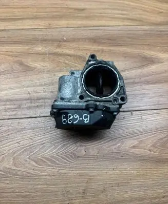Volkswagen Golf V Throttle valve 03G128063A V340