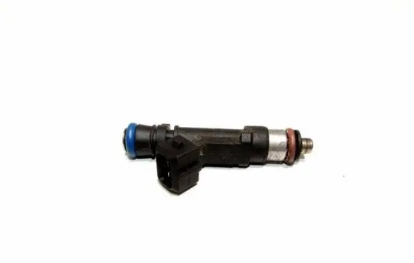 Dacia Sandero Fuel injector