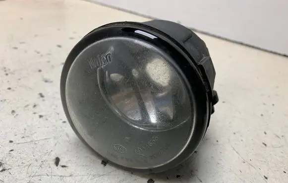 Nissan X-Trail T31 Front fog light 261508990B 89206371