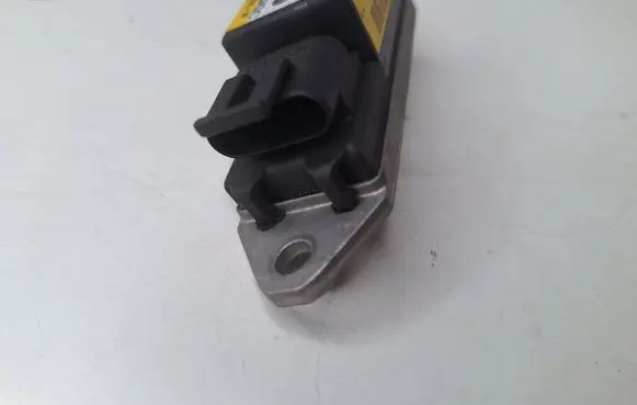 BMW 5 E39 Airbag deployment crash/impact sensor 8381564