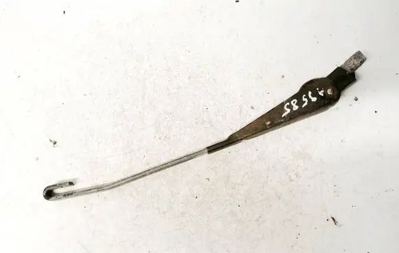 Citroen Xsara Rear wiper blade arm 