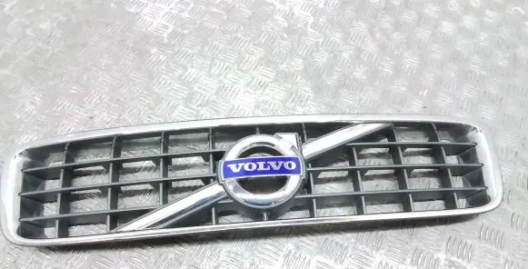 Volvo XC90 Front bumper upper radiator grill 31290550