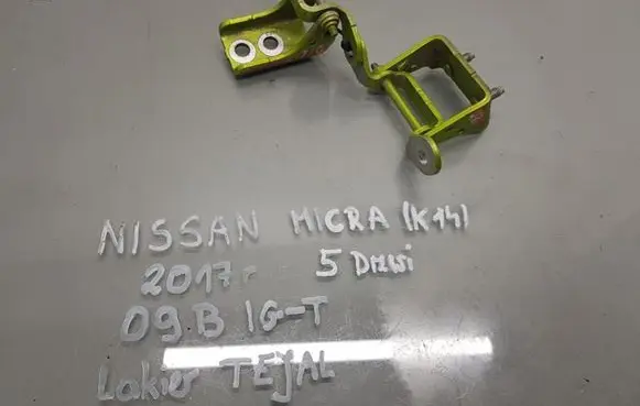 Nissan Micra K14 Rear door hinge set 